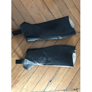 Chaps en cuir noir fouganza