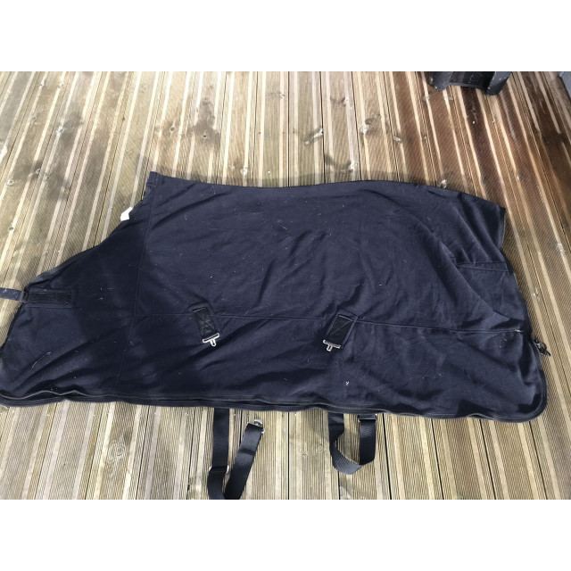 couverture polaire noire