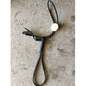 Muserolle croisée élastique