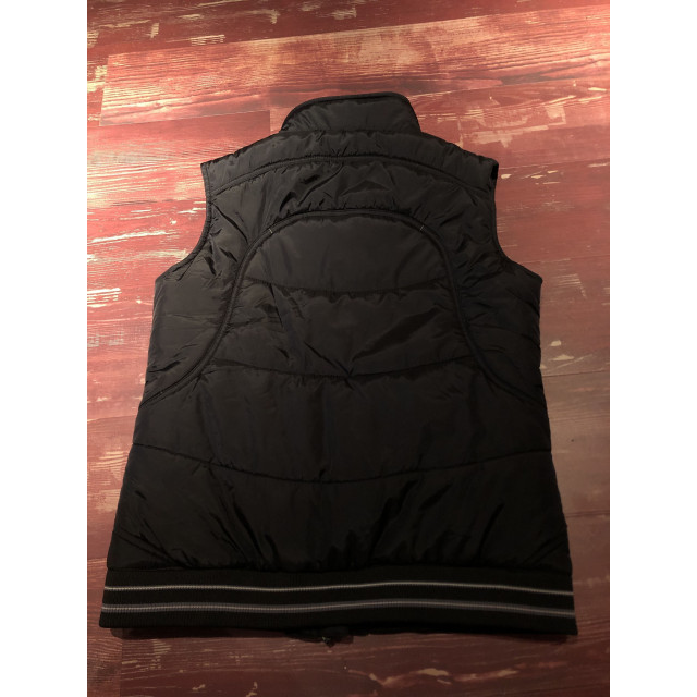 Sans manche fouganza