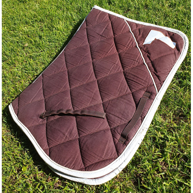 Tapis équitheme