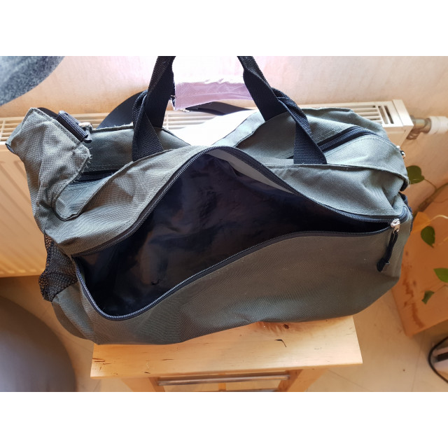 Sac de sport mais convient pour les affaires d'équitation.