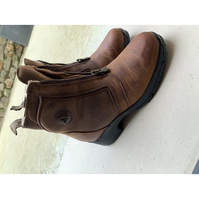 Boots Mountain Horse Snowy 36