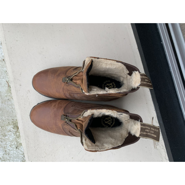 Boots Mountain Horse Snowy 36