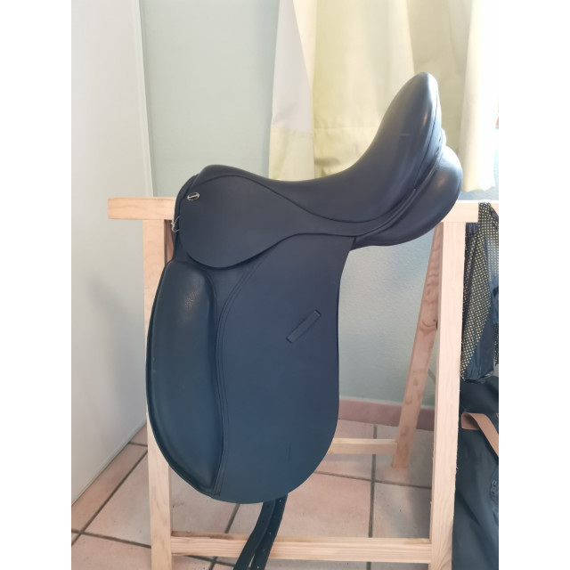 Selle de dressage allemande
