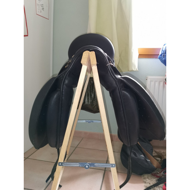 Selle de dressage allemande