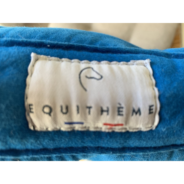 Tapis bleu roi