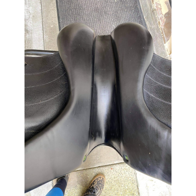 Selle de dressage DEVOUCOUX