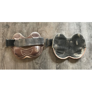 Protège-boulets en cuir
