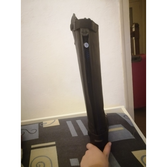 Botte d'équitation neuf jamais utilisée taille 36 petit