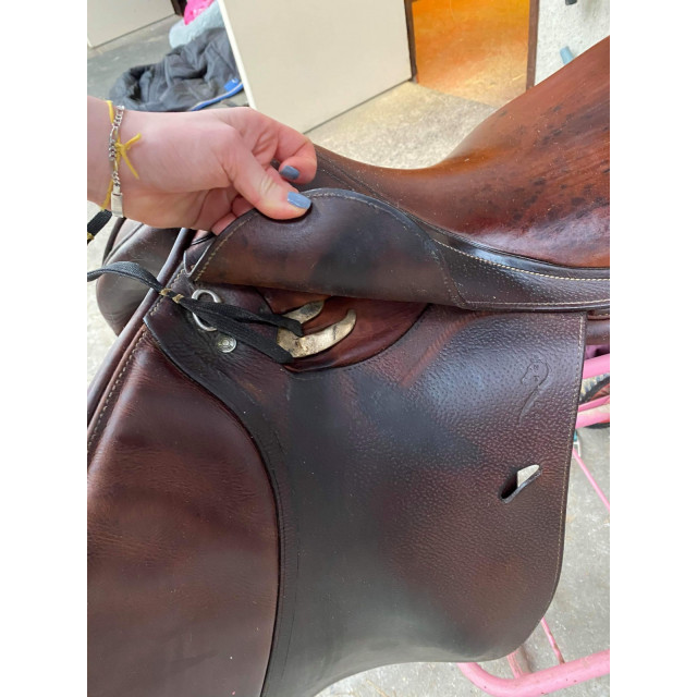 Selle Antarès taille 17,5