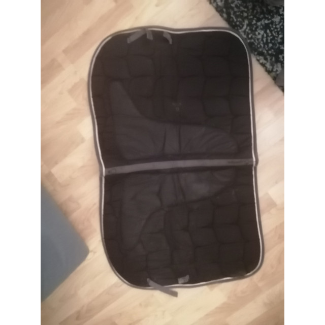 Tapis noir
