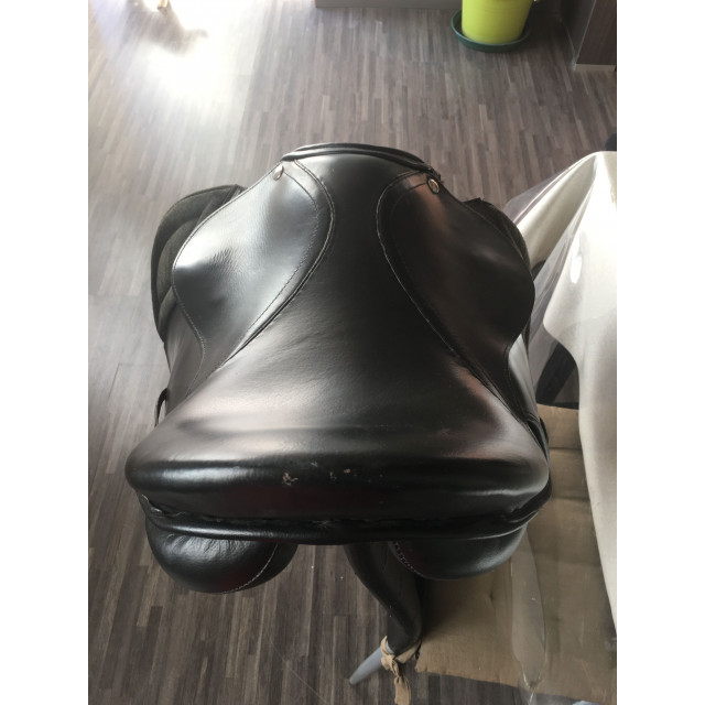 Selle cuir 15 pouces