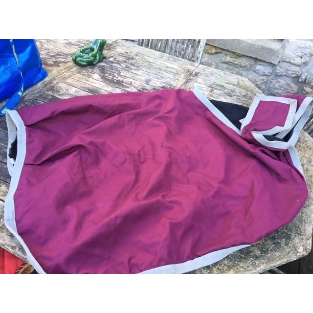 Couvre rein imperméable bordeaux pour  poney D