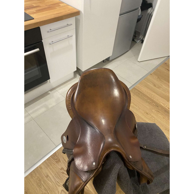SELLE OBSTACLE MEYER 17.5 POUCES