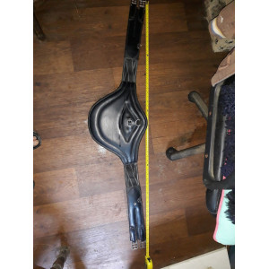 Belle Bavette cuir noir anatomique et gel , 138/140 , 3 anneaux , servie 1 fois