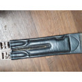 Belle Bavette cuir noir anatomique et gel , 138/140 , 3 anneaux , servie 1 fois