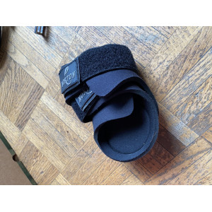 Protèges boulets noir taille poney