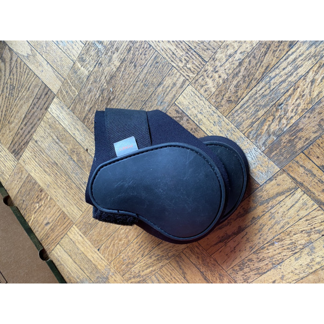 Protèges boulets noir taille poney