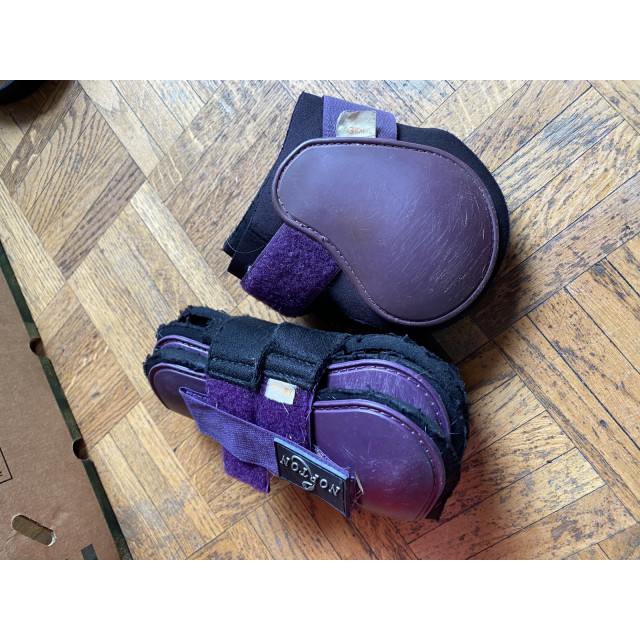 ensemble guêtres et protèges boulets violet taille poney