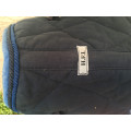 Tapis HFI bleu