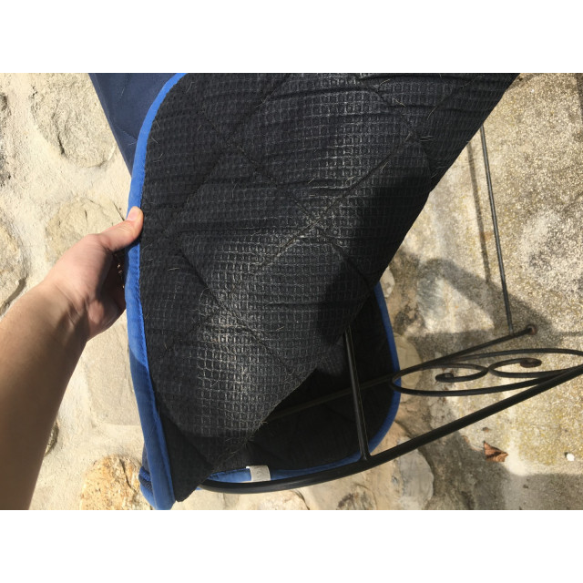 Tapis HFI bleu