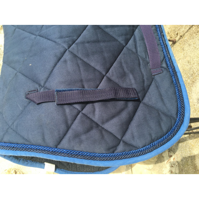 Tapis HFI bleu