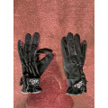 Gants noirs neufs - Taille 10 ans