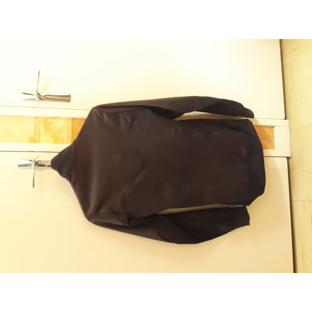 Ensemble gilet et veste de concours avec airbag intégré