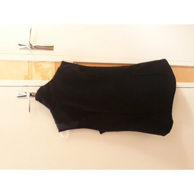 Ensemble gilet et veste de concours avec airbag intégré