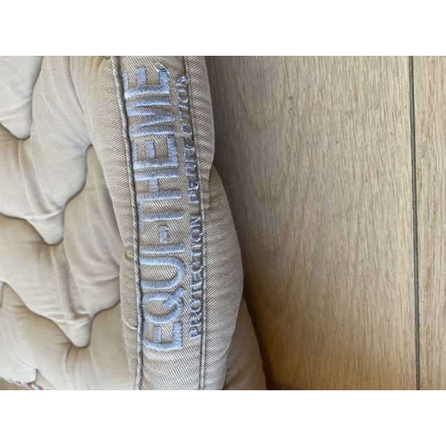 Tapis de selle équithème