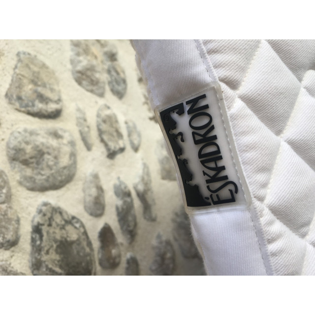 Tapis blanc eskadron