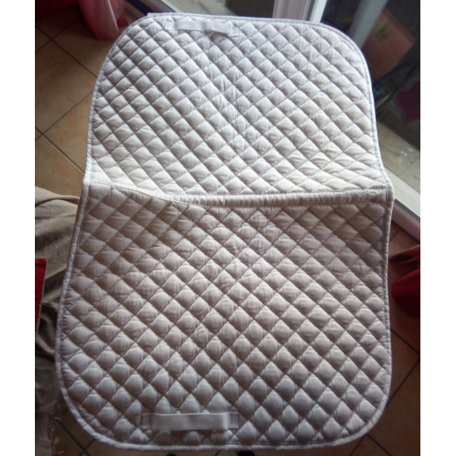 Tapis blanc
