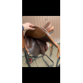 Selle Mixte complète 17,5 Cuir de Veau Marque Henri De Rivel