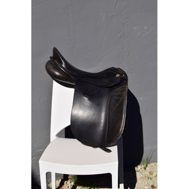 Selle de dressage