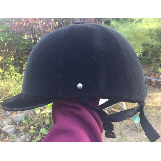 Bombe équitation C400 velours noir  FOUGANZA