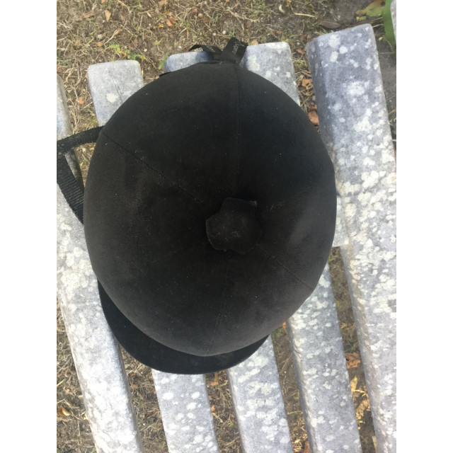 Bombe équitation C400 velours noir  FOUGANZA