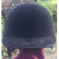 Bombe équitation C400 velours noir  FOUGANZA