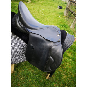 Selle 17,5 pouces horze