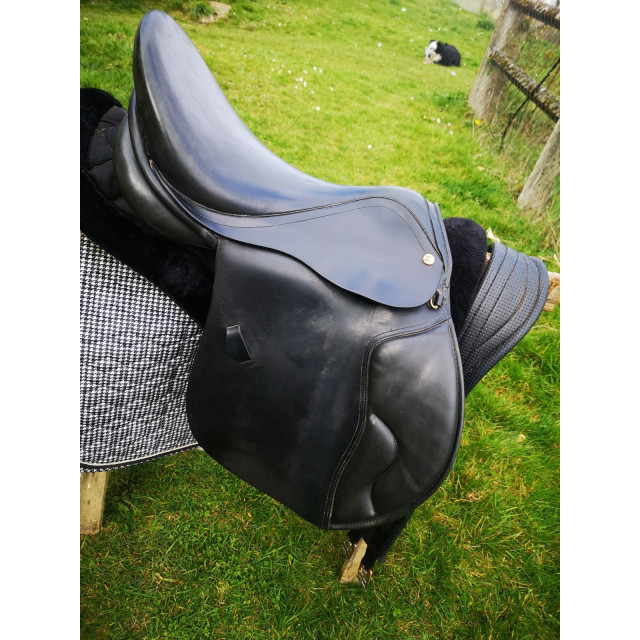 Selle 17,5 pouces horze