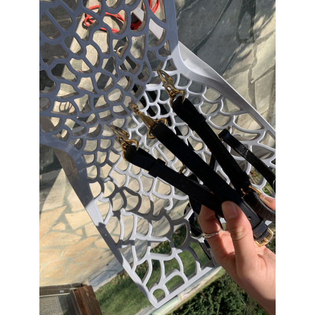 martingale taille cheval