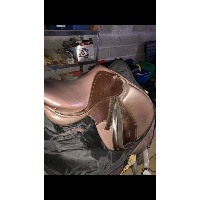 Selle Fouganza Etriers Etrivieres Sangle