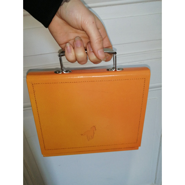 Mallette "À cheval".