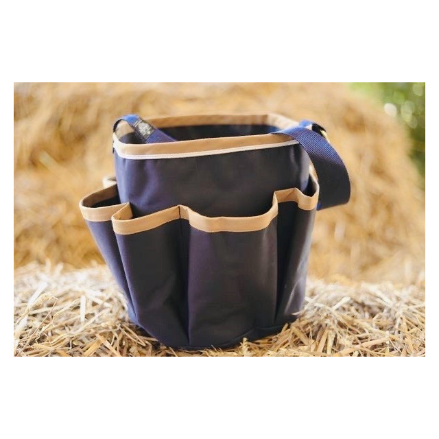Sac groom