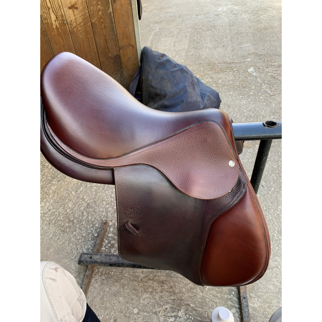 Selle Devoucoux Biarritz O - 17 pouces