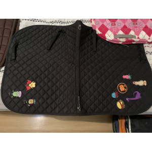 Tapis avec patch thermocollant