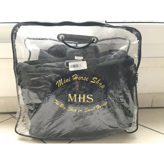 couverture d’écurie noire MHS