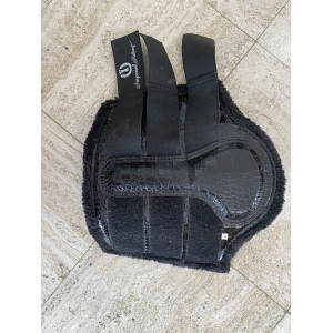 Protection Imperial Riding