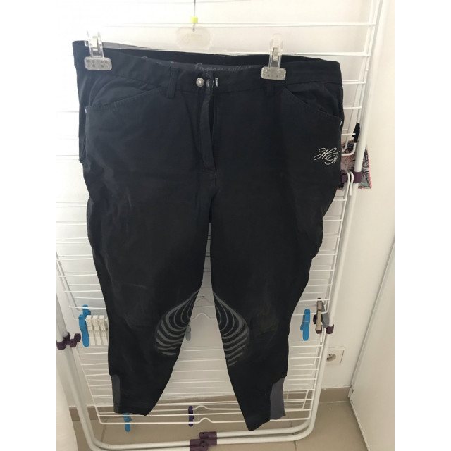 Pantalons, veste, polos, chaussettes