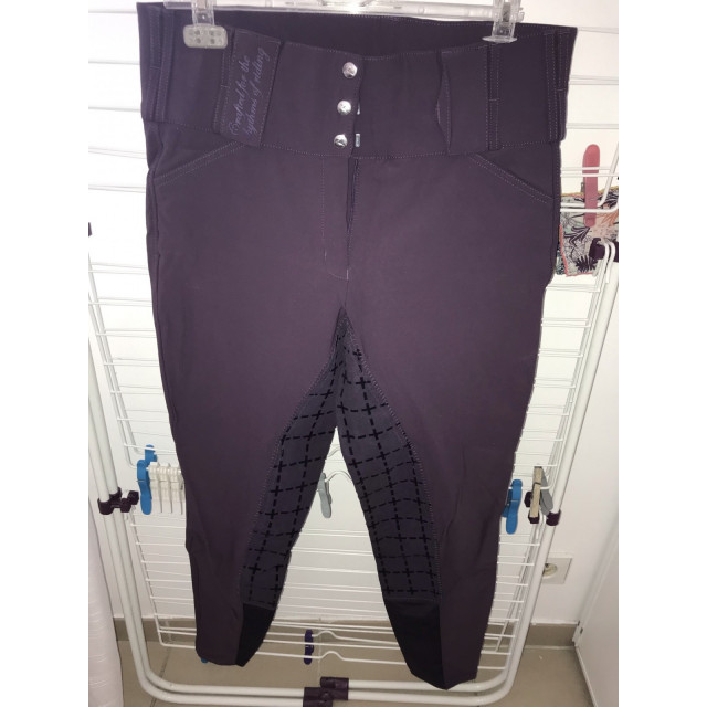 Pantalons, veste, polos, chaussettes